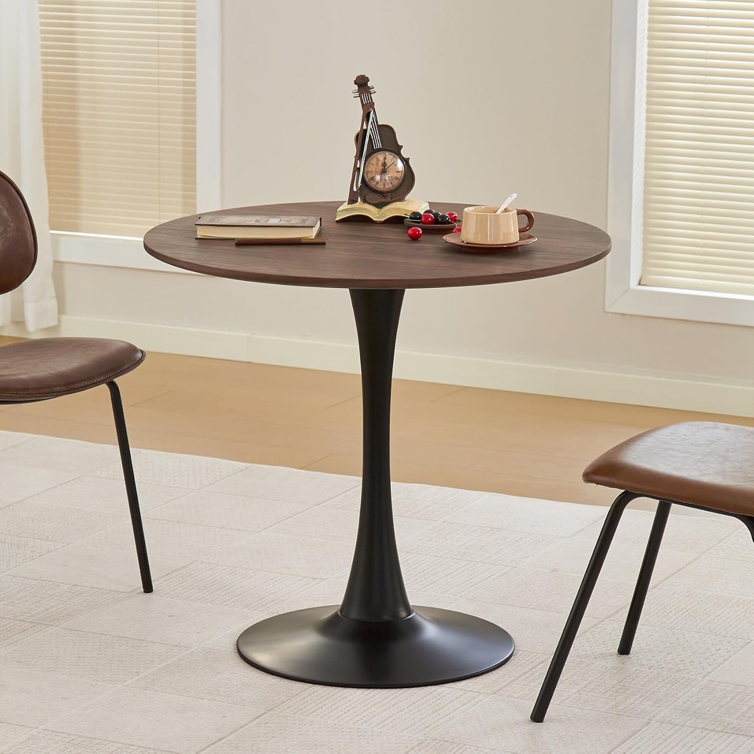 Round Dining Table, 31.5" Circle Tulip Table with Thickened Tabletop & Metal Pedestal, Mid Century Modern Bistro Table for Kitchen, Small Places, Living Room, Cafe (Faux Walnut)